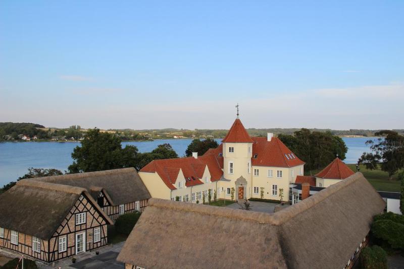 Gl. Avernaes Sinatur Hotel & Konference Ebberup Екстер'єр фото