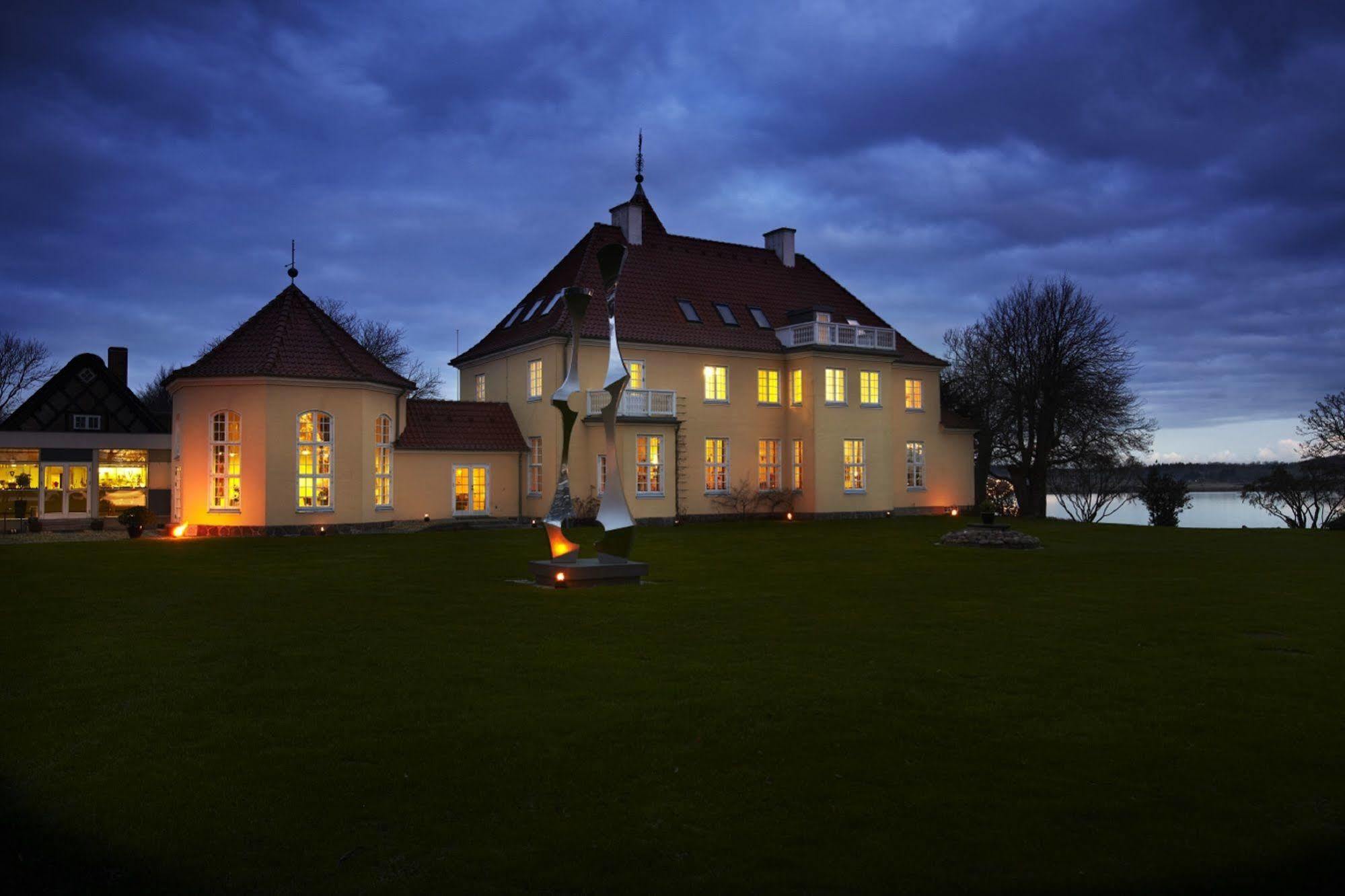 Gl. Avernaes Sinatur Hotel & Konference Ebberup Екстер'єр фото